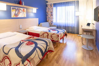 Copyright: Annabelle Antas Standard Family Three room